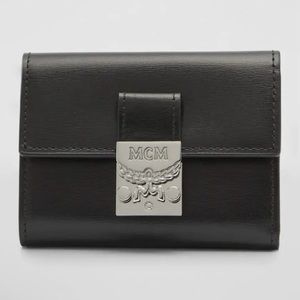 МСМ NWT Tracy Trifold Mini Leather Wallet